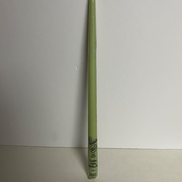 Patrician Green Box 0f 12 Hand Dipped Candles Classic 18" Dripless Smokeless - Picture 4 of 9